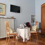 Chez Moi Charme B&B
